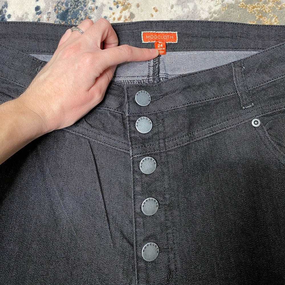 ModCloth Karaoke Seamstress Skinny Jeans Size 24 - Picture 3 of 5